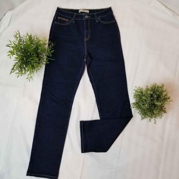 Levi's Denim - Levi's 512 Perfectly Slimming Straight Leg Jeans 12M